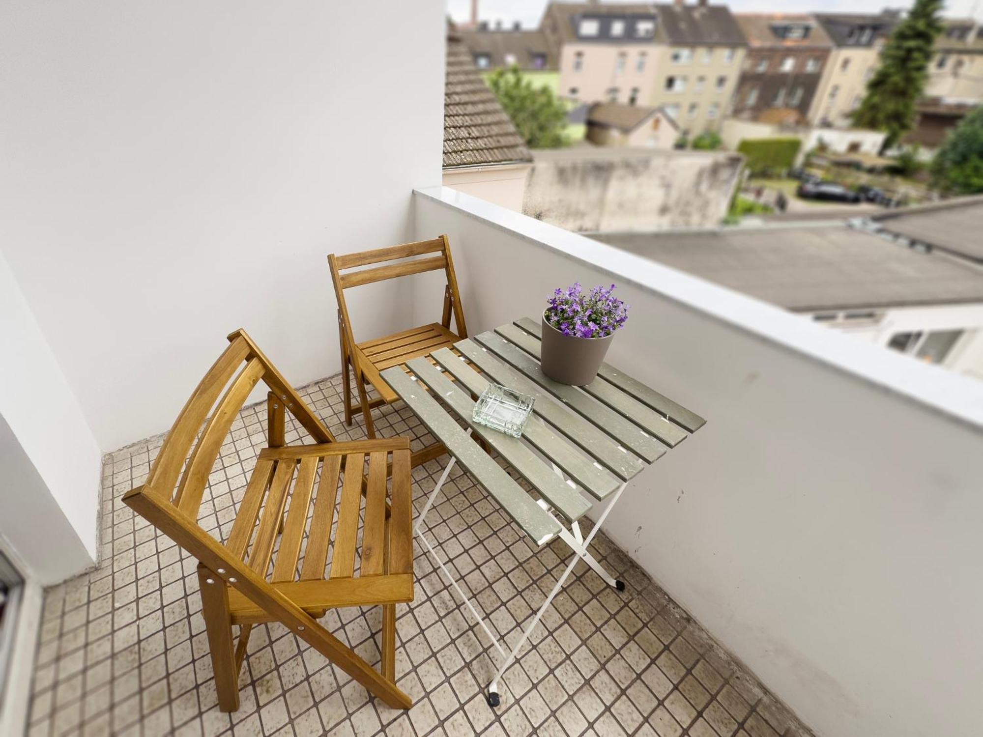 Big Apartment With Parking, 30 Min To Duesseldorf Duisburg Eksteriør bilde